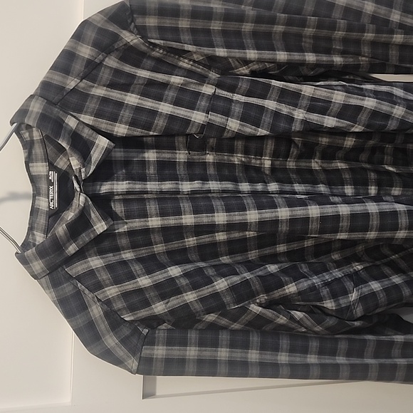 XL Arcteryx plaid snap front - Picture 1 of 4